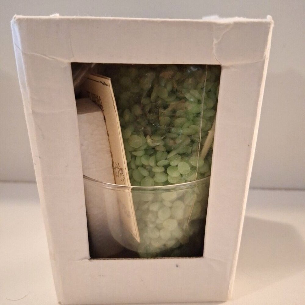 Elaria White Tea Perfumed Candle Drops 180g 6oz Made In Italy Boxed